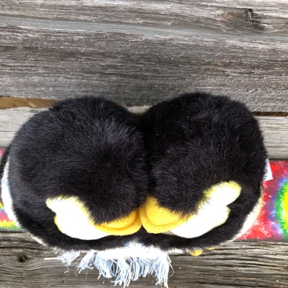 💙Pair of Penguins stuffed animal Plush Winter decor Tux Russ Berrie plushie 🖤 - Picture 10 of 14